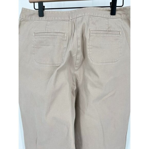 Additions by Chicos Ladies Khaki Twill Pants Size 12 Short Pants - Picture 5 of 15